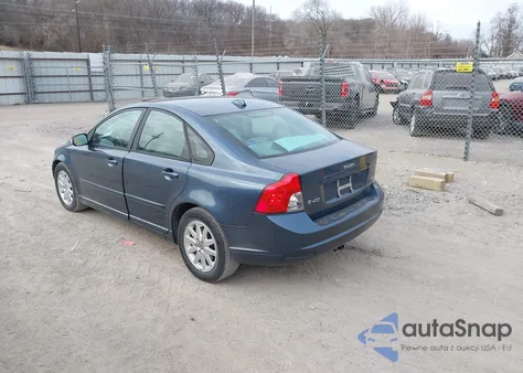 2008 Volvo S40 2.4I z USA, uszkodzony, nr VIN YV1MS382282406634